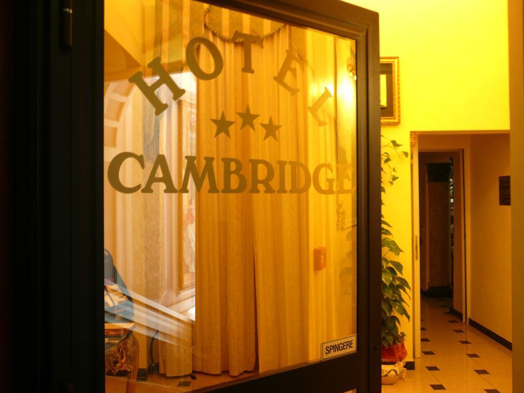 Cambridge Hotel Roma Exterior foto